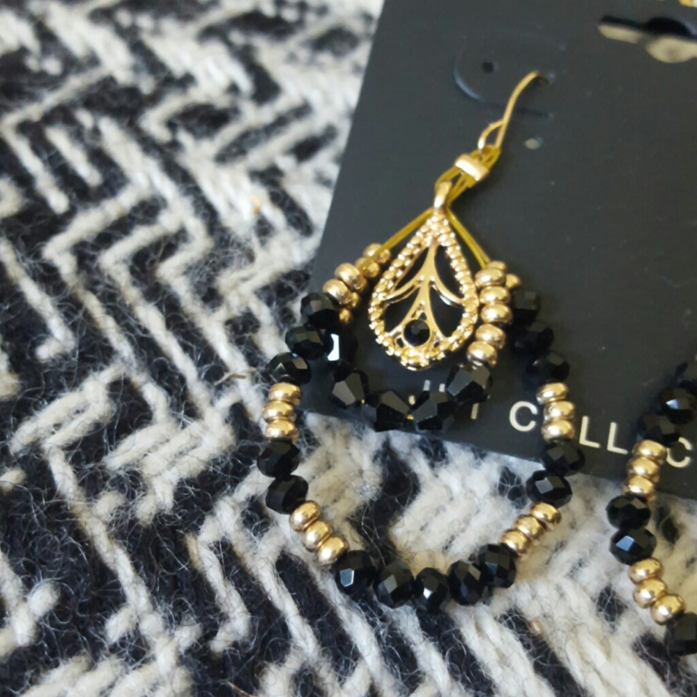 NWT---2 Pairs WORTHINGTON/MIXIT Pierced Earrings - Picture 6 of 8